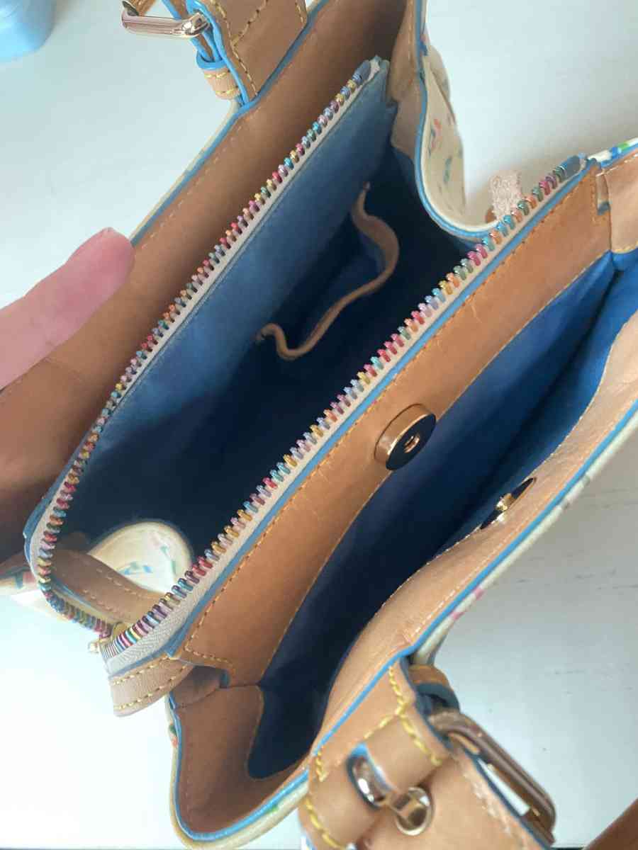 dooney Bourke Small leather multicolor used   mini tote - Phoenix, Arizona - FleaMarketBay