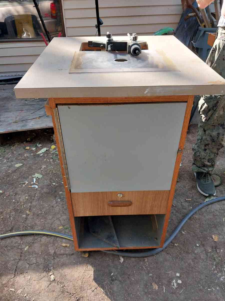 cabinet building tools and accessories - Omaha, Nebraska - FleaMarketBay