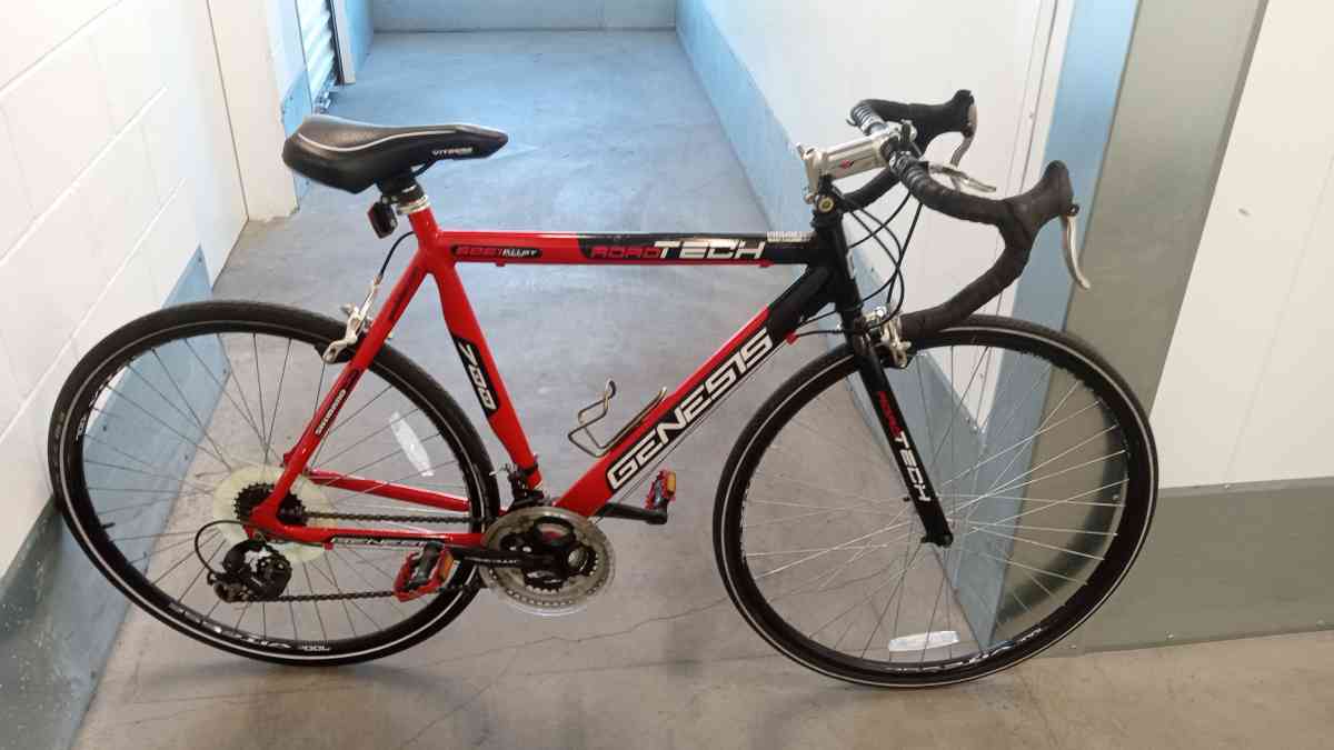 the bike Genesis 6061 model 32744 - Belmont, California - FleaMarketBay
