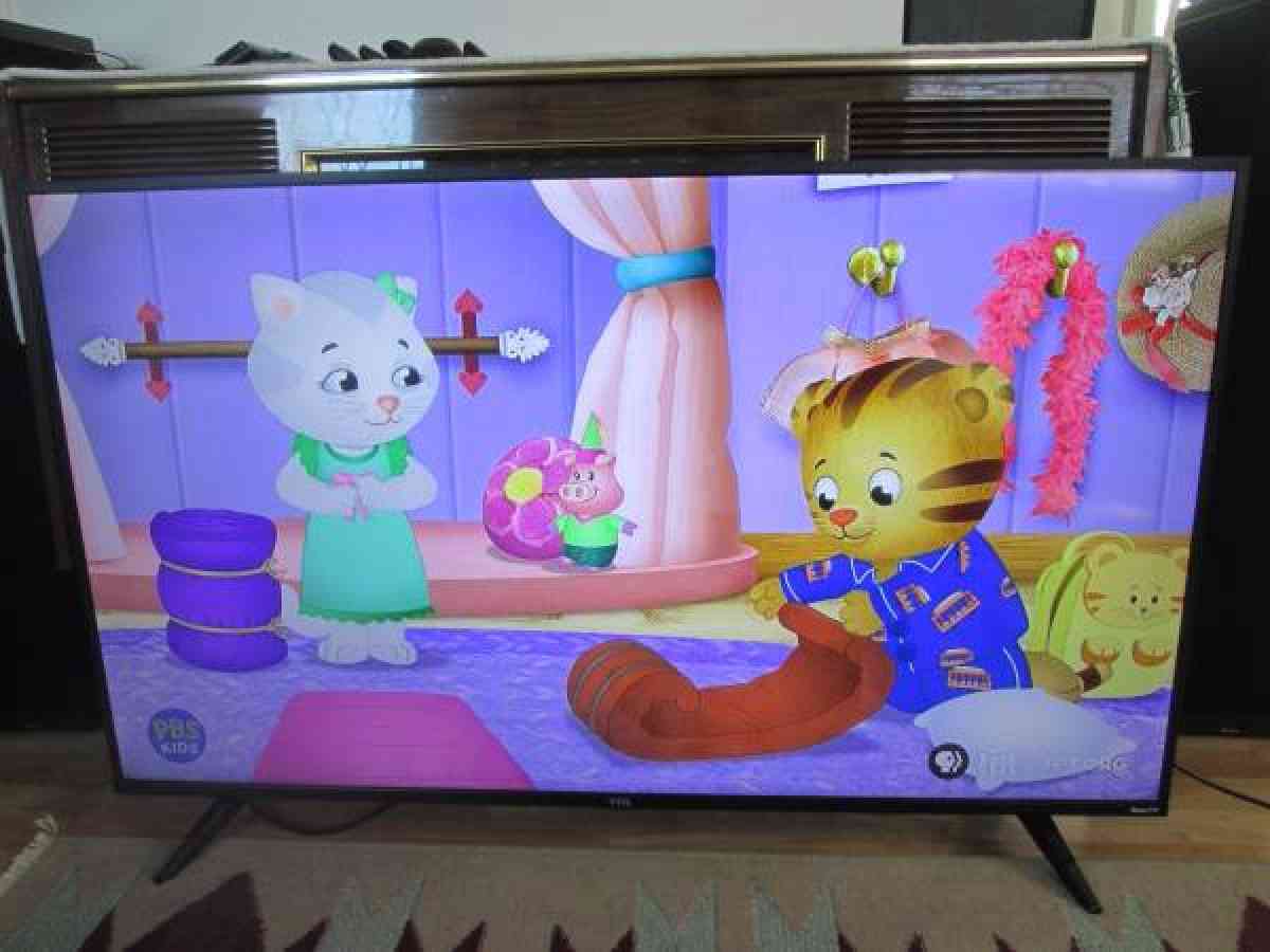 TCL Roku TV 4K  49 inches - Ellenburg, New York - FleaMarketBay