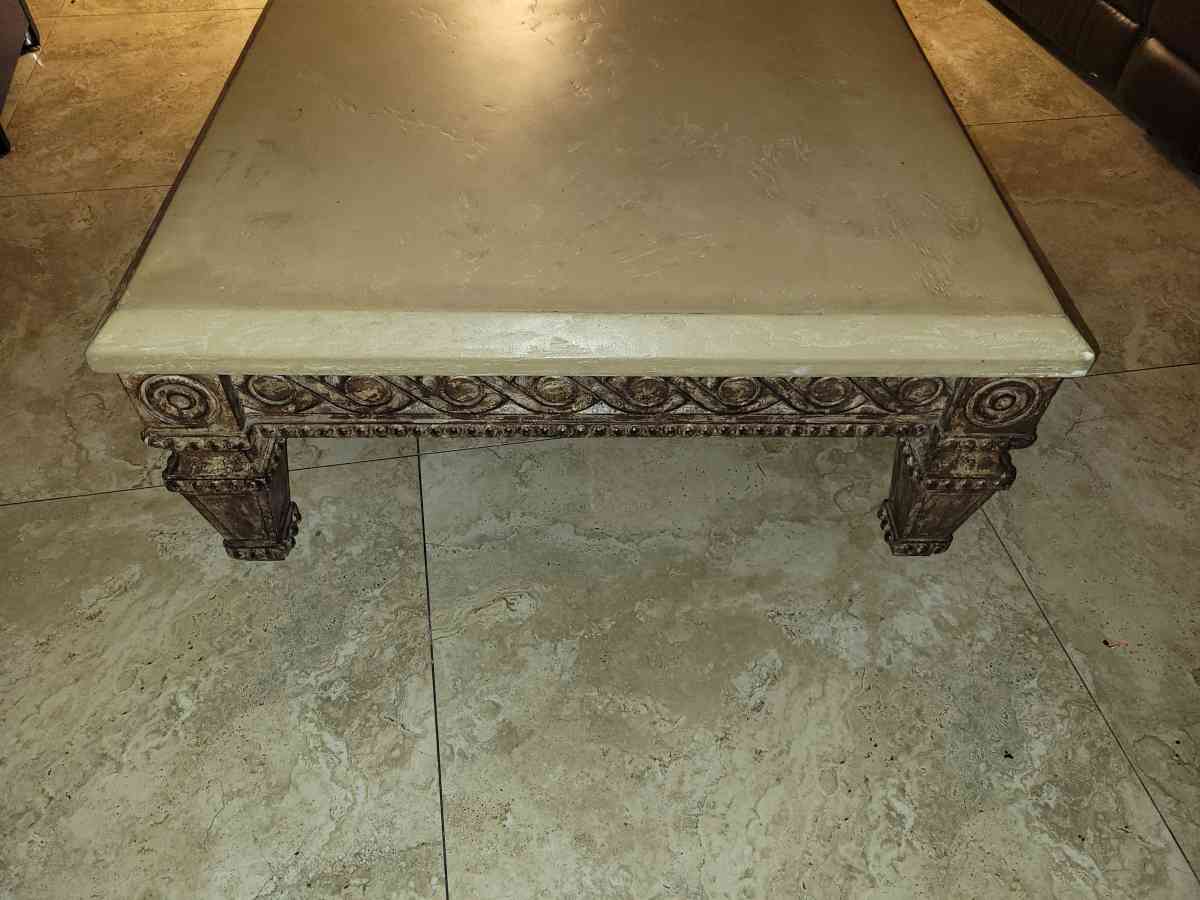 Beautiful unique table - Fort Lauderdale, Florida - FleaMarketBay