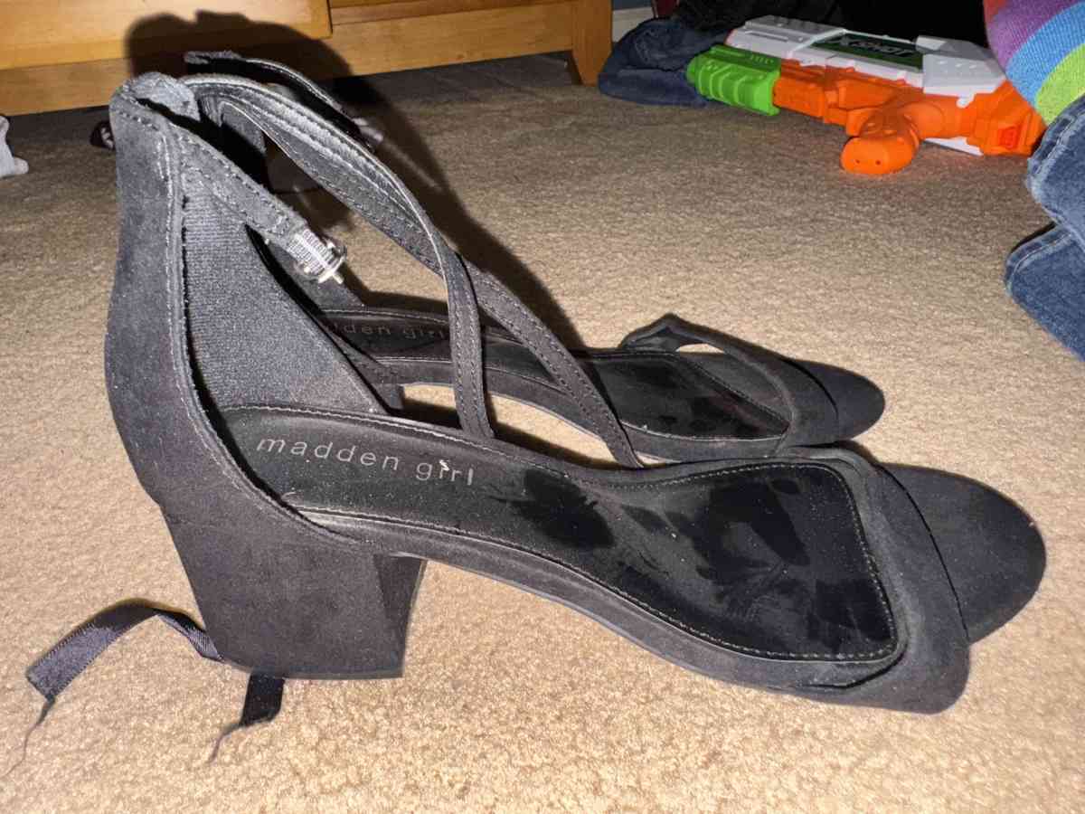 Madden Girl High Heels - Peoria, Arizona - FleaMarketBay