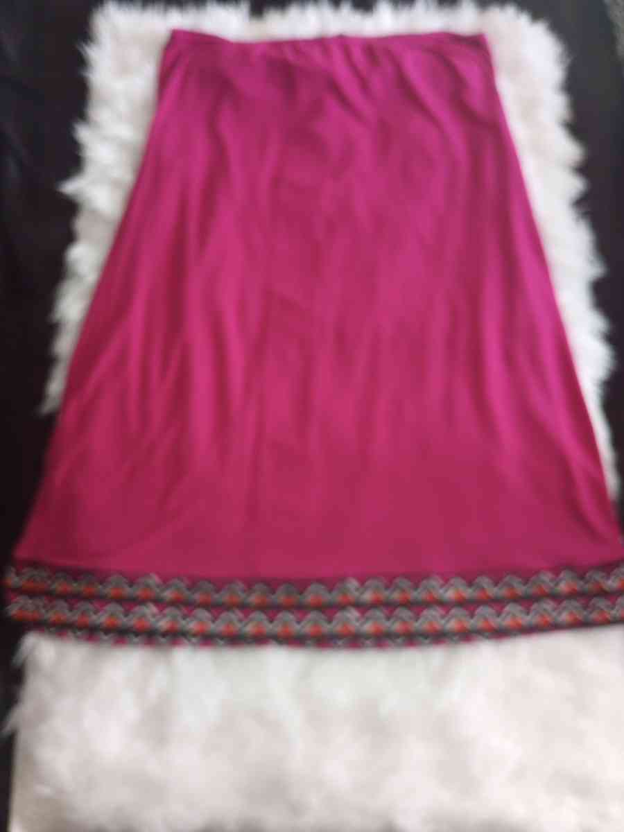 beautiful pink satin feel dress Calvin Clien - Fulton, New York - FleaMarketBay