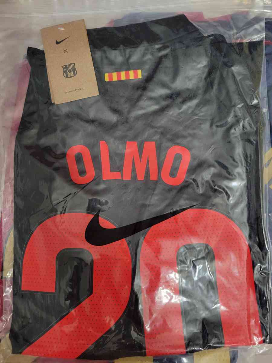 FC Barcelona 2025 Player Version Size L XL 2XL Olmo - Miami, Florida - FleaMarketBay