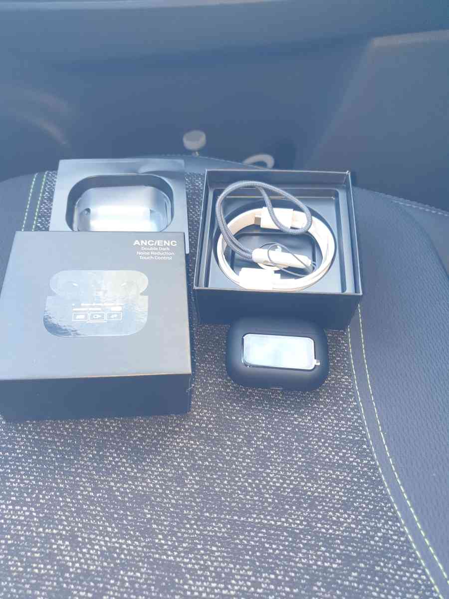 a9 pro wireless earbuds - Chicago, Illinois - FleaMarketBay