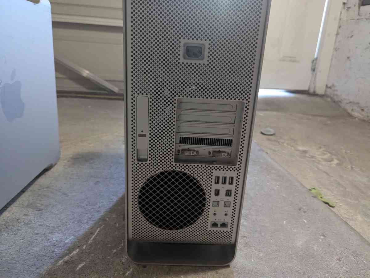 Mac Pro 4Core computers - Los Angeles, California - FleaMarketBay