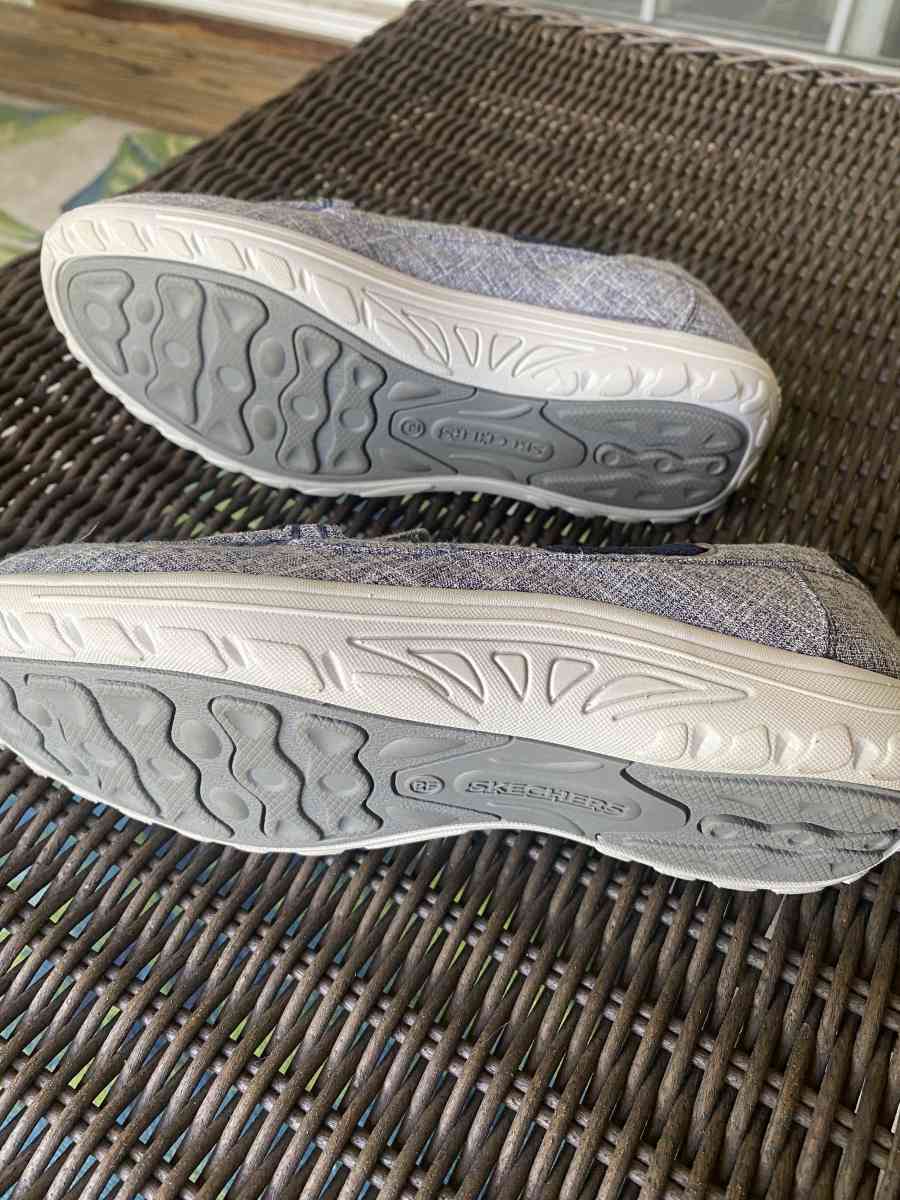 Sketchers Air Cooled Memory Foam - Cincinnati, Ohio