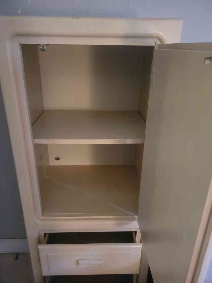 Vintage Chest Cabinet with drawers - Fort Lauderdale, Florida - FleaMarketBay