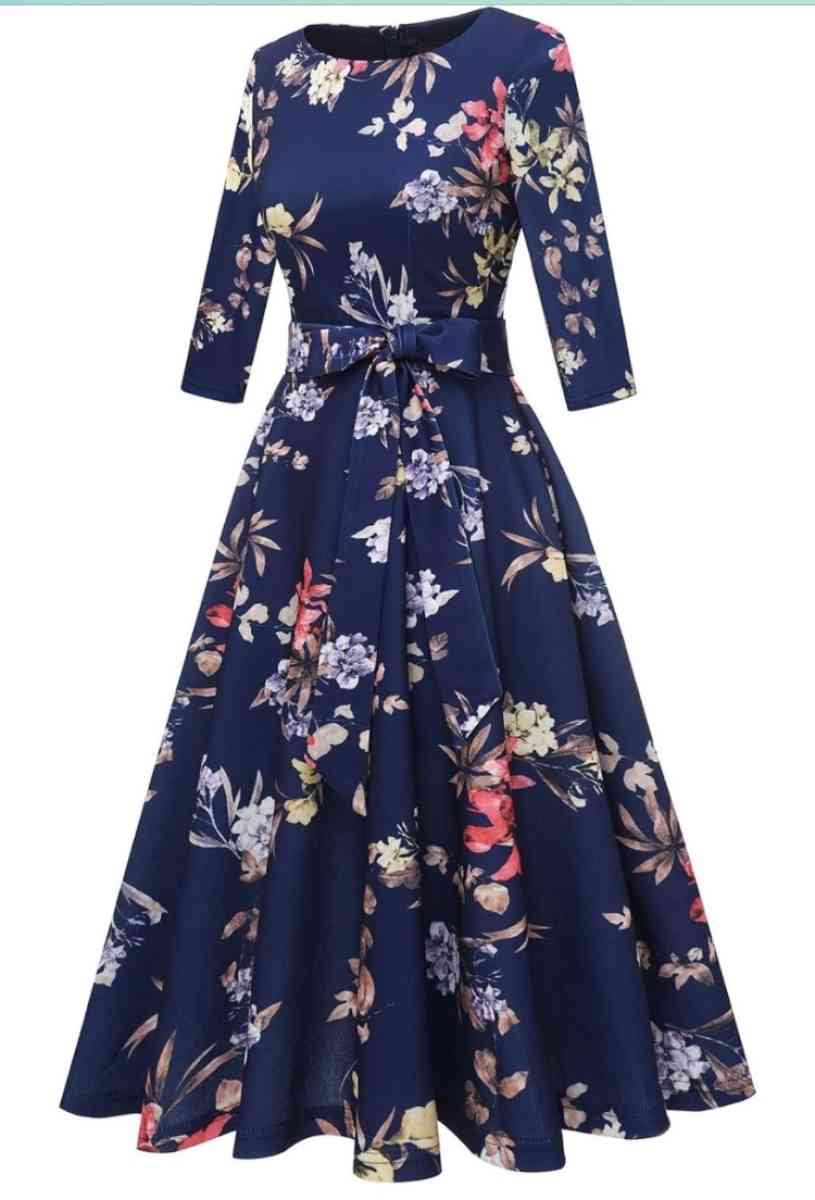 New blue dress with a flower pattern - Grand Terrace, California