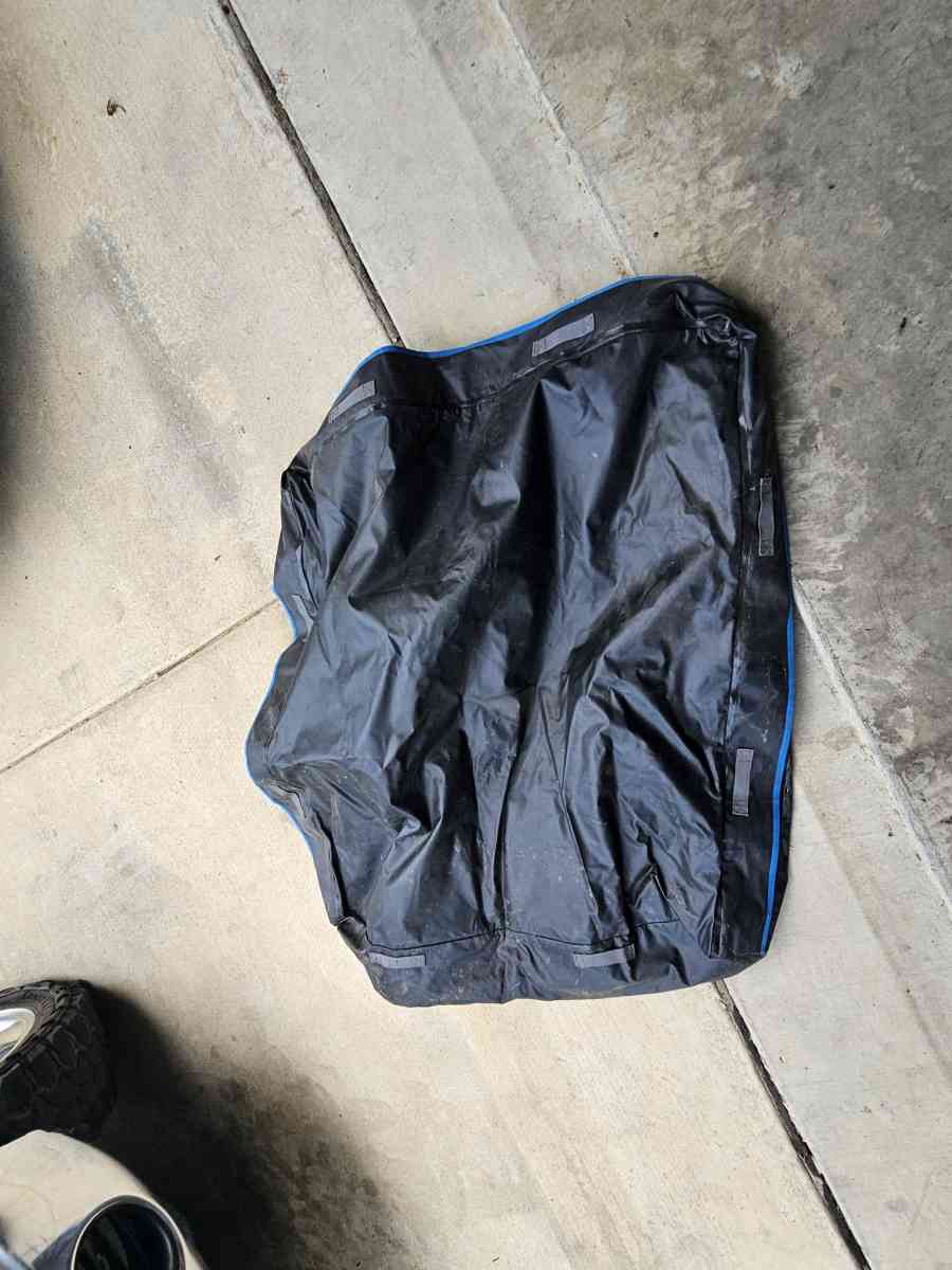 cat top carrier - Denton, Texas - FleaMarketBay