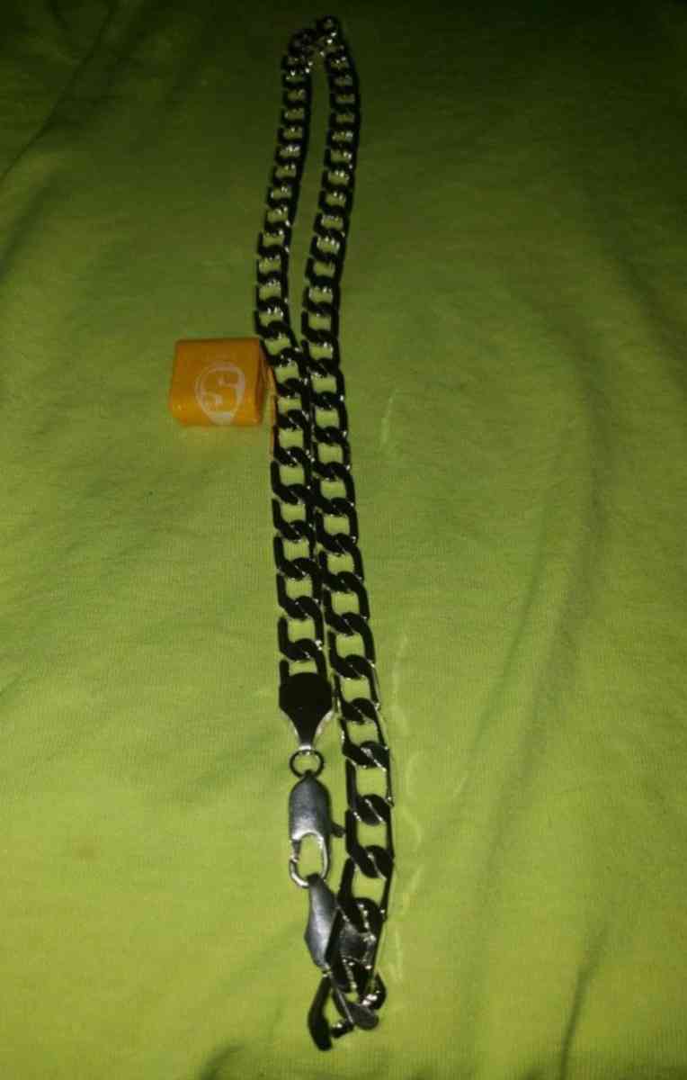 New 925 stamped silver ilver 10mm Cuban Link 24in chain - Fresno, California - FleaMarketBay