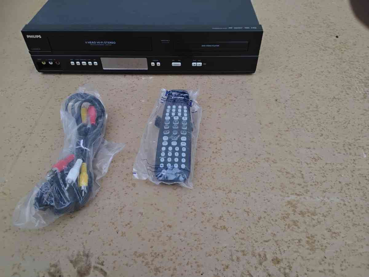 Nice Black Phillips VHS and DVD Player OEM Factory New - Williamstown, New Jersey - FleaMarketBay