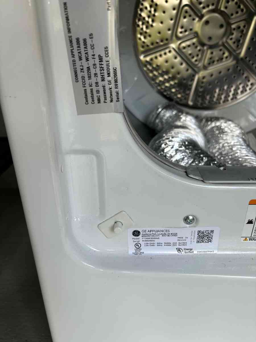 Bluetooth GE washer and dryer set - Orlando, Florida - FleaMarketBay