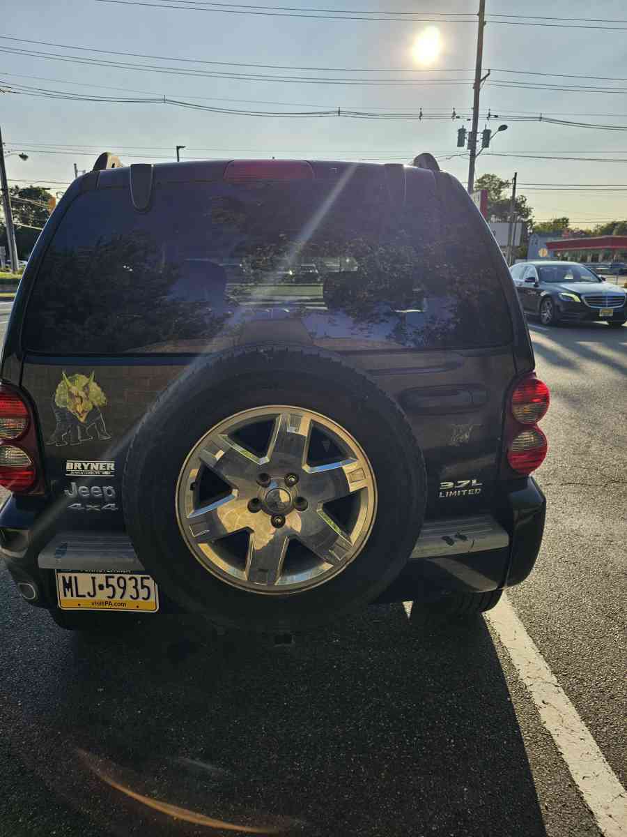 2006 Jeep liberty - Alicia, Arkansas - FleaMarketBay