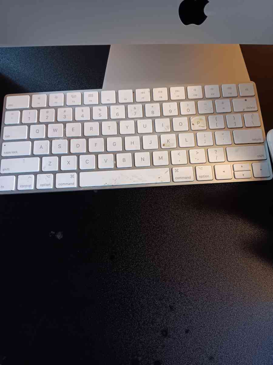 Apple Desktop PC - Lebanon, Pennsylvania - FleaMarketBay