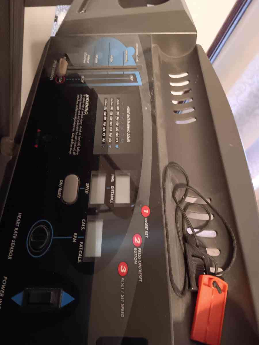 treadmill - Spring Green, Wisconsin - FleaMarketBay