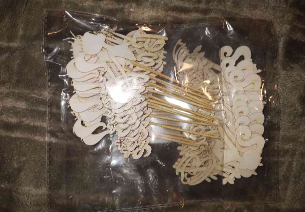 24 piece Barbie cupcake toppers - Jeffersonville, Indiana - FleaMarketBay