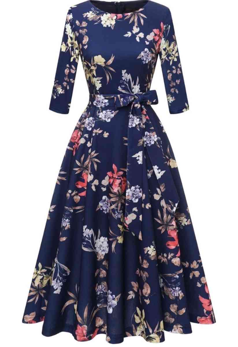 New blue dress with a flower pattern - Grand Terrace, California - FleaMarketBay