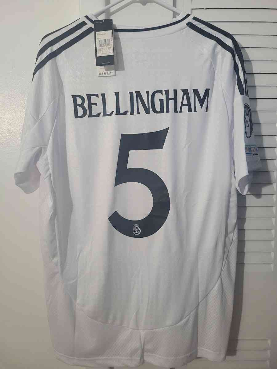 Real Madrid Jersey Soccer 2025 Fan Version Size XL Bellighan - Miami, Florida