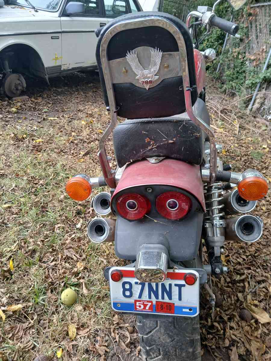 1988 honda magna motorcycle  sold as is - Dayton, Ohio - FleaMarketBay