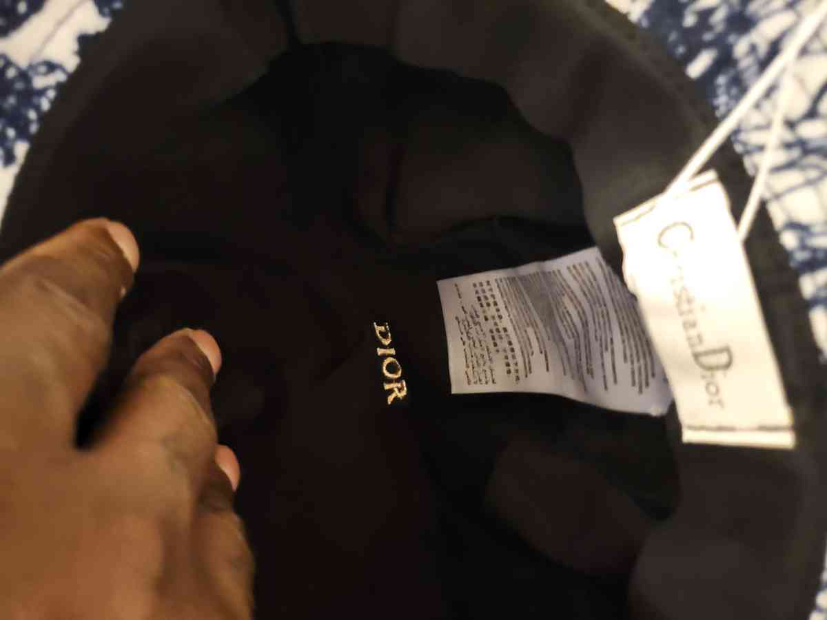 Dior bandana signature logo bucket hat - Chester, Virginia - FleaMarketBay