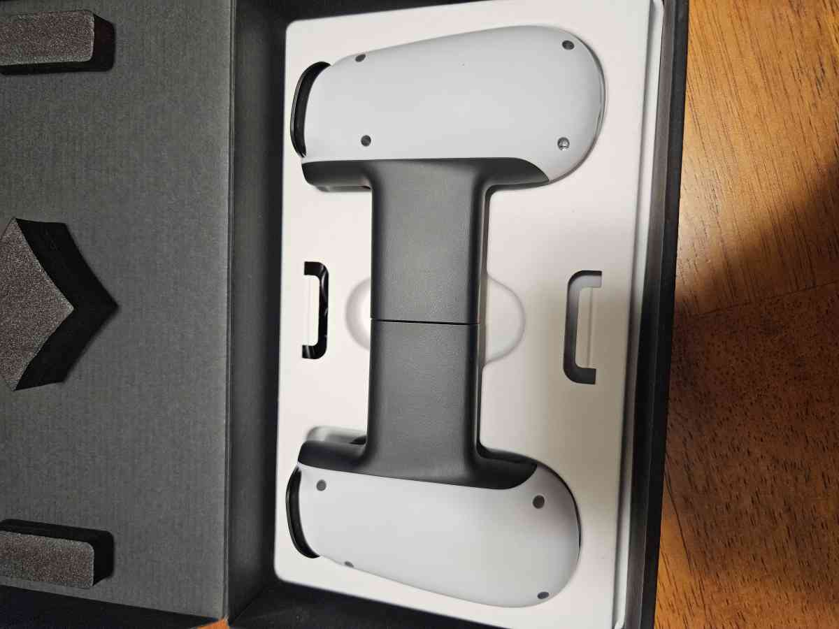 Backbone 2nd Gen One Mobile Gaming - Plainville, Massachusetts - FleaMarketBay