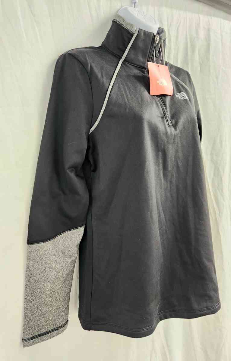 The Northface Athletic Outdoor Womens 100 Cinder Pullover - Kenner, Louisiana - FleaMarketBay