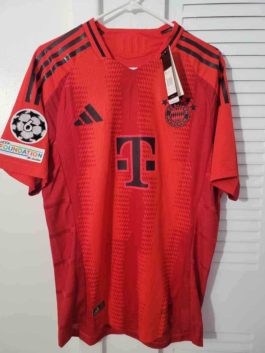 Bayer Mnich Soccer Jersey 2025 Player Version Size L XL - Miami, Florida - FleaMarketBay