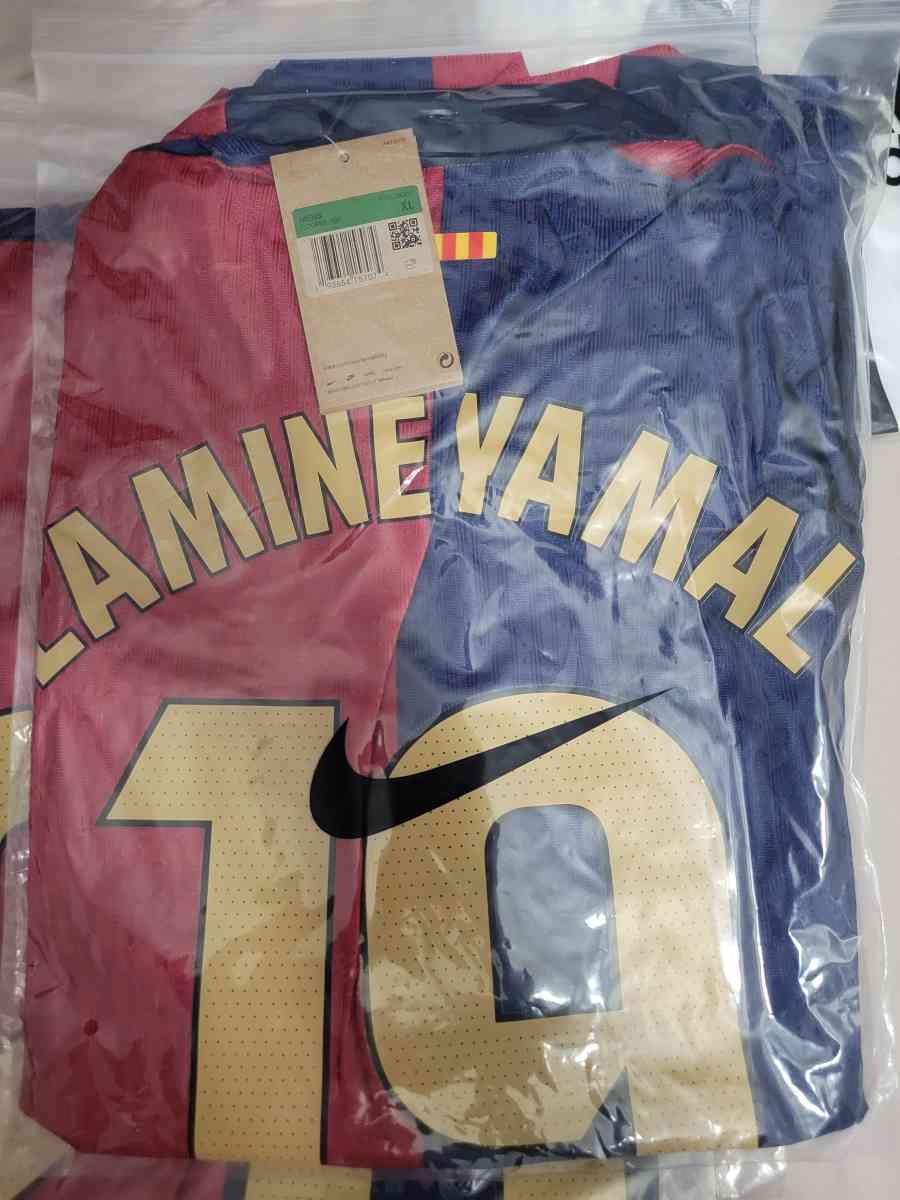 FC Barcelona 2025 Player Version Size L  Lamine Yamal - Miami, Florida - FleaMarketBay