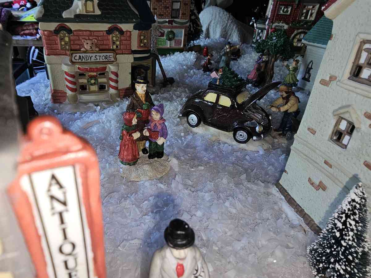 Vintage Christmas Village - Fremont, Michigan - FleaMarketBay