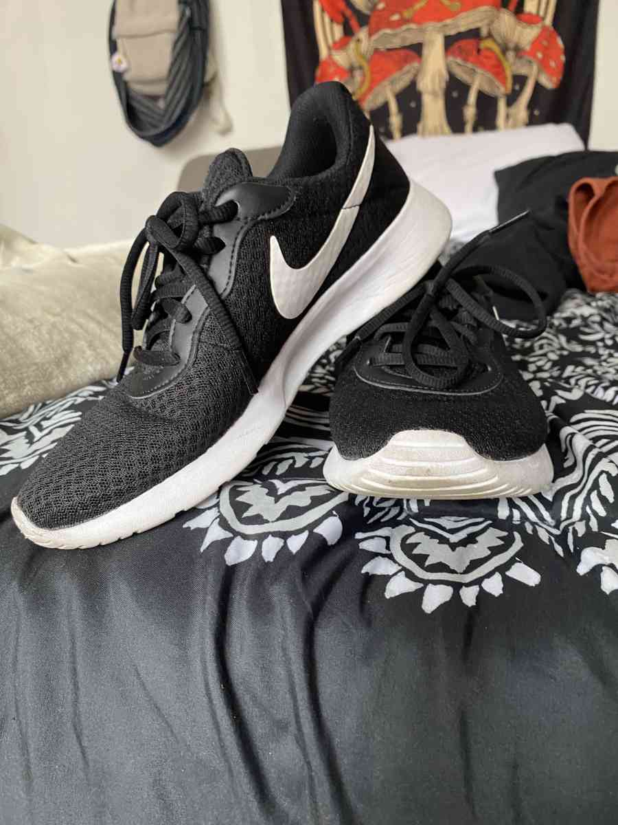 sports shoes - Brooklyn, New York