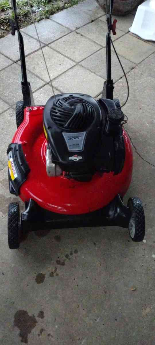 Push Lawnmower - Panama City, Florida - FleaMarketBay