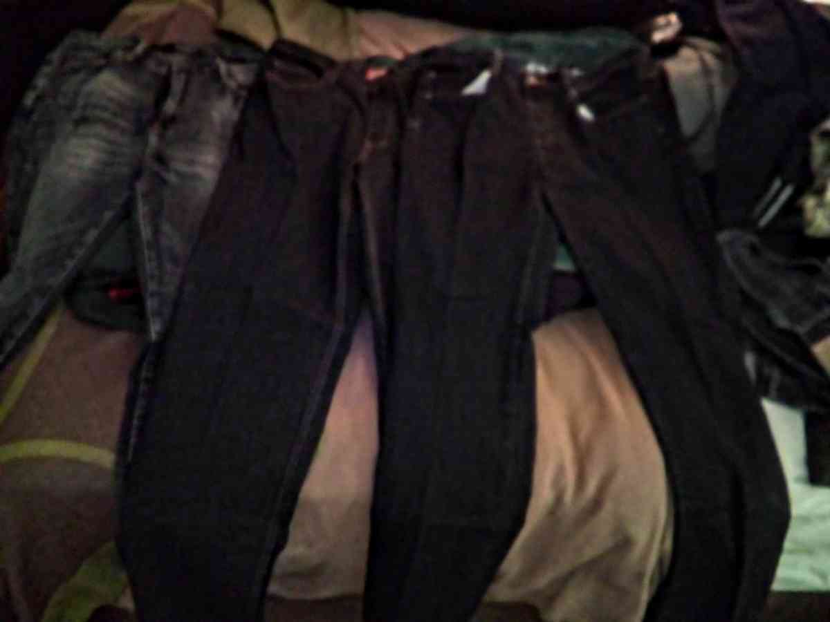 MENS JEANS CARGO PANTS - Topeka, Kansas - FleaMarketBay