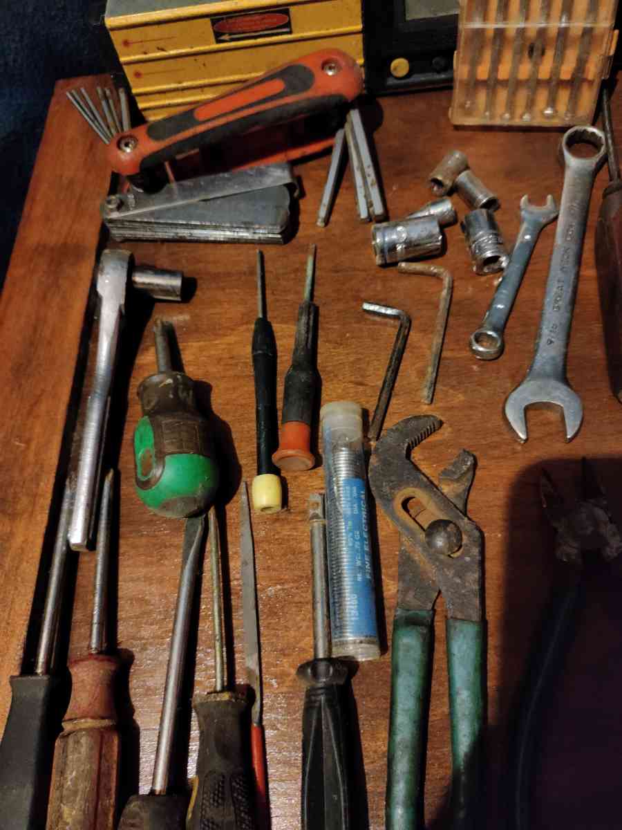 hand tools - Evansville, Indiana - FleaMarketBay