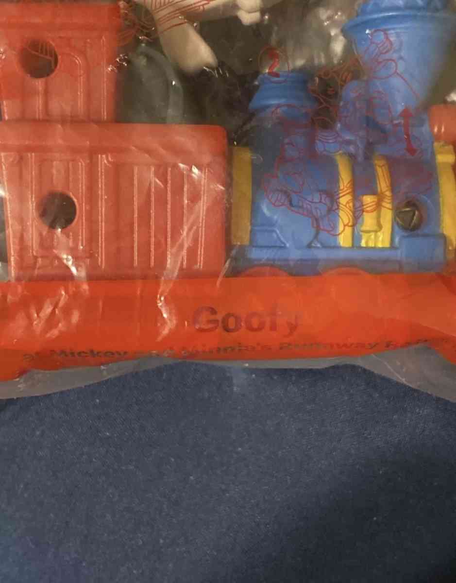 2022 McDonalds Happy Meal Toy 1 Goofy Train Walt Disney Worl - Lake Villa, Illinois - FleaMarketBay