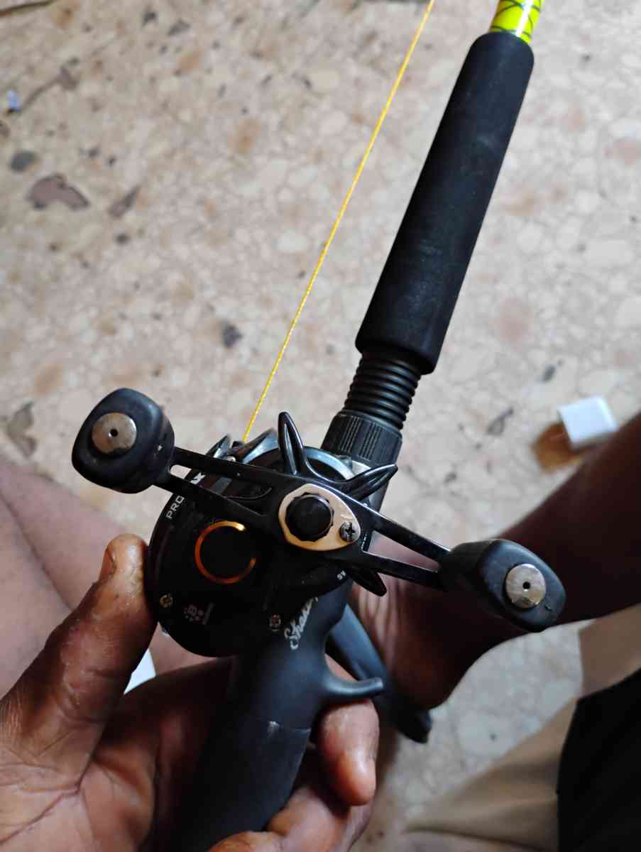 fishing pole - Houston, Texas - FleaMarketBay