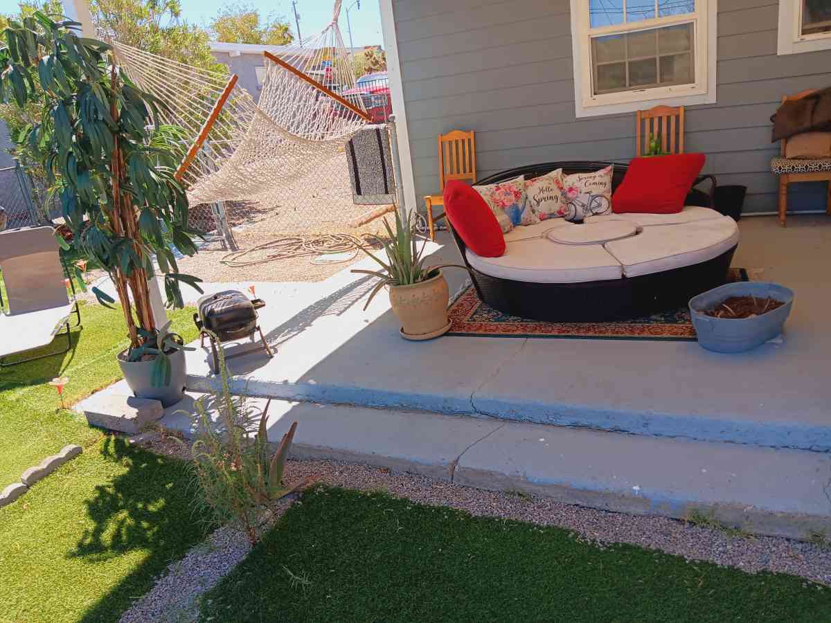 sun Island - Henderson, Nevada - FleaMarketBay