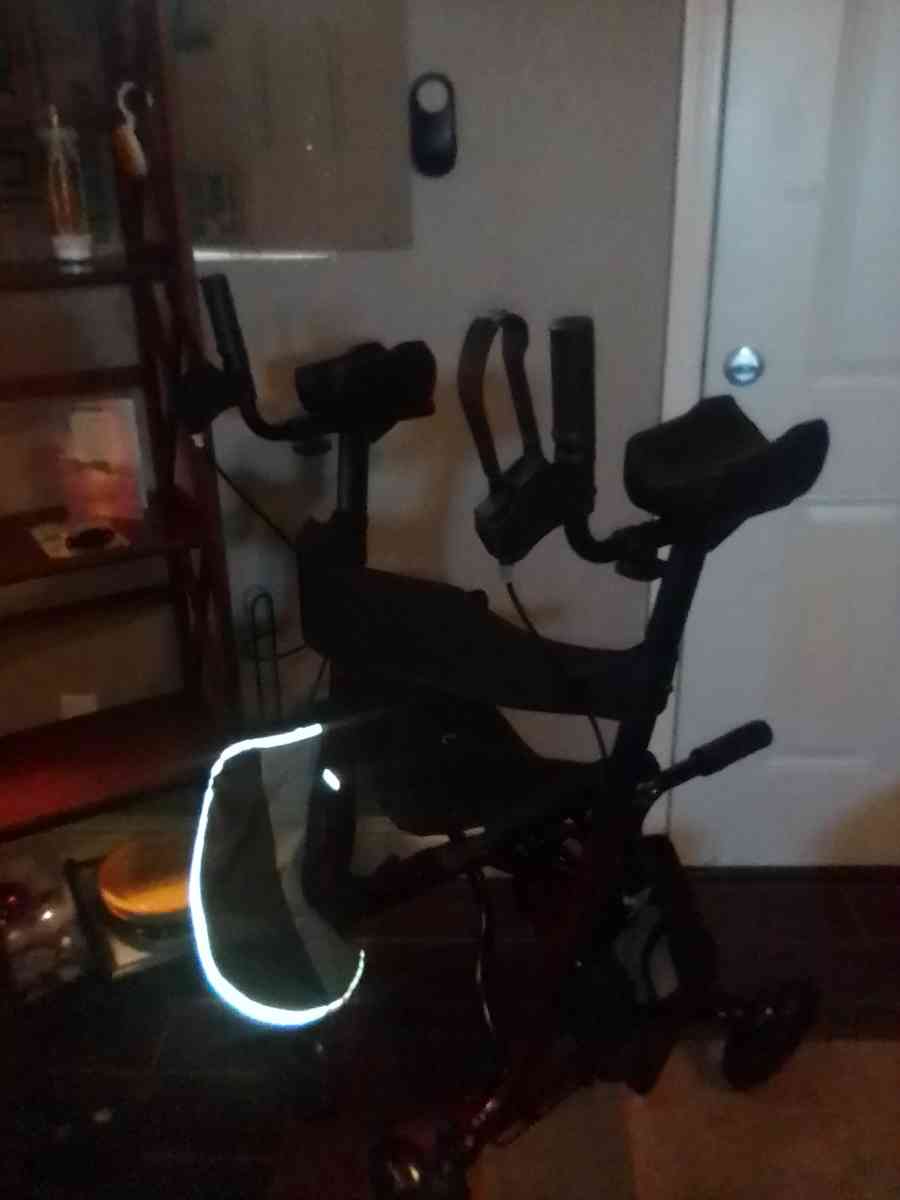 mobility walker - Suisun City, California - FleaMarketBay