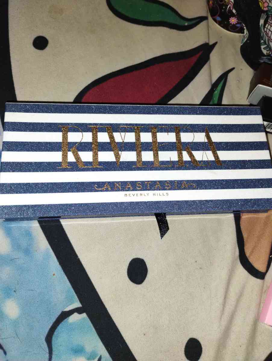 Brand name Makeup for the Low Jeffrey Star Mac Anastasia - Dallas, Texas - FleaMarketBay