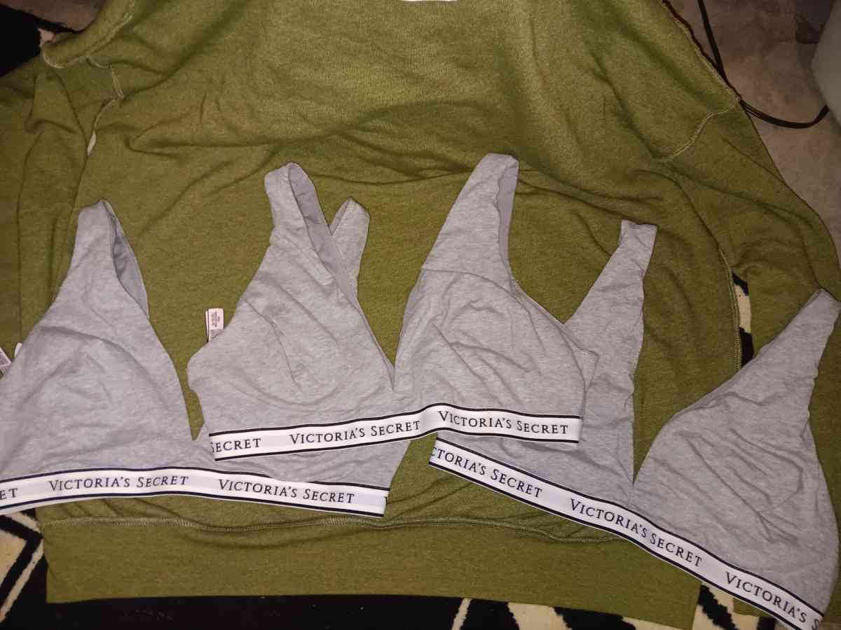 Victoria Secret Sportsbra - Independence, Missouri - FleaMarketBay