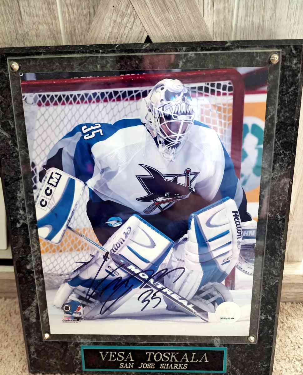 Vesa Toskala Signed Sharks 8x10 Gloss Finish Photo in Heavy - Manteca, California - FleaMarketBay