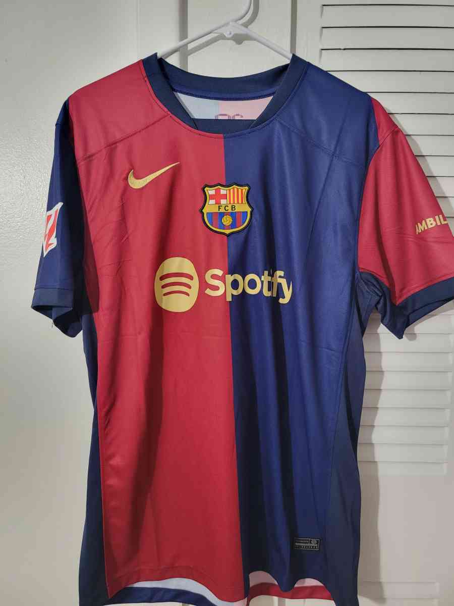 FC Barcelona Jersey Soccer 2025 Fan Version Size XL Lewandow - Miami, Florida - FleaMarketBay