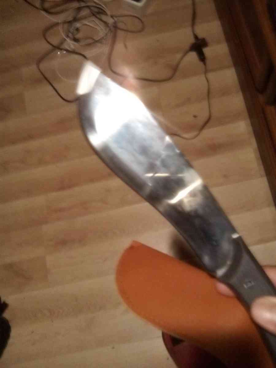 cutting tool for cooking tree cutting ECT - Edmore, Michigan - FleaMarketBay