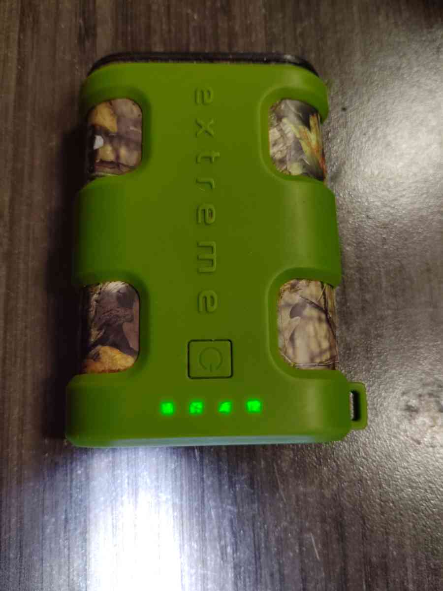 Power bank Extreme Mossy oak battery charger - Denton, Texas - FleaMarketBay