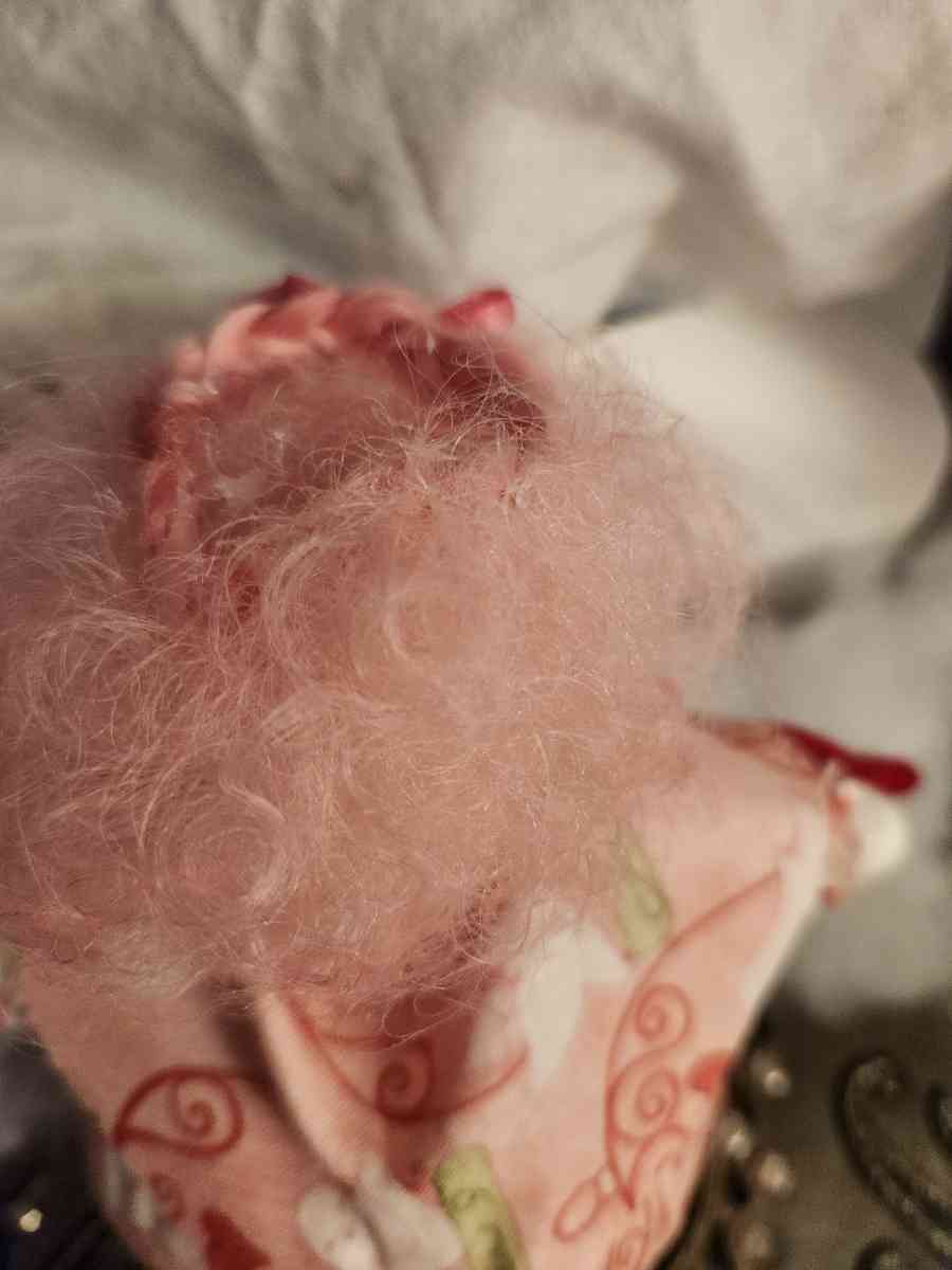 miss valentines  pin cushion - Adelanto, California - FleaMarketBay