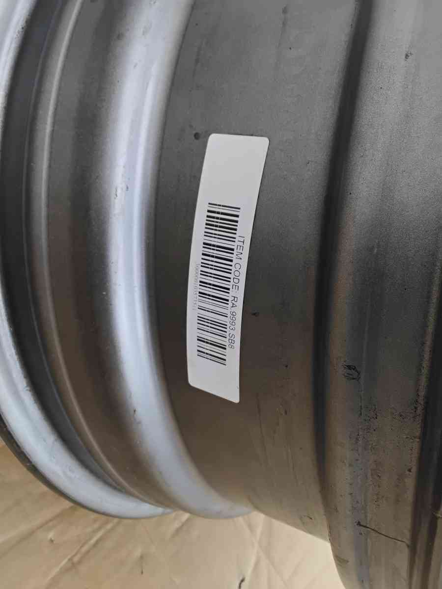 Nice Mazda CX5 OEM Factory Steel Wheel 17 Like New - Williamstown, New Jersey - FleaMarketBay