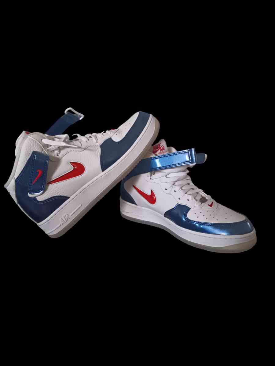 Nike Air Force 1 - Louisville, Kentucky