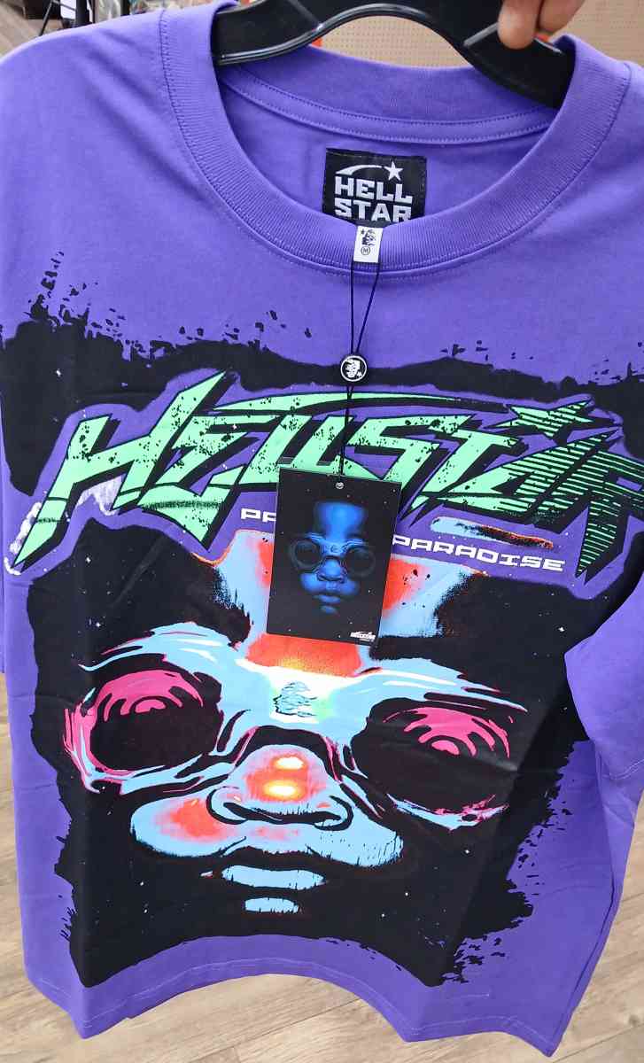 shirt - Jonesboro, Georgia - FleaMarketBay