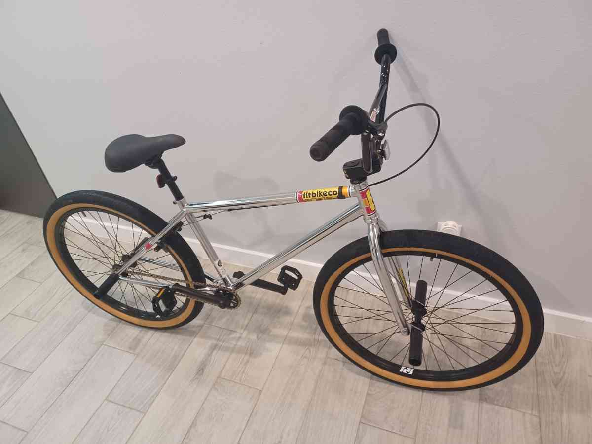 FIT AIKEN 26 - Mansfield, Texas - FleaMarketBay