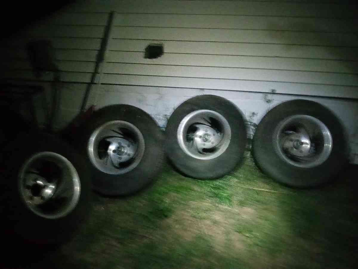 progressive 15 in racing rims - Wichita, Kansas - FleaMarketBay